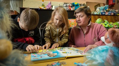 "Замальовуємо ракети сонцем". У Нікополі працює простір психологічної допомоги дітям "Замальовуємо ракети сонцем". У Нікополі працює простір психологічної допомоги дітям