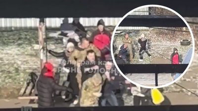 Працівник ТЦК та СП на Рівненщині розпилив сльозогінний газ у жінку з дитиною
