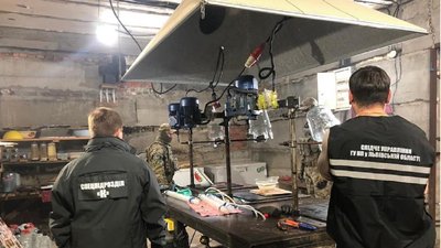 Мешканці Львівщини організували наркобізнес: метадон виготовляли у лабораторії на Житомирщині — СБУ