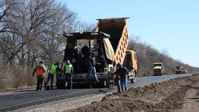 На Луганщині розпочали ремонт дороги Чугуїв – Мілове На Луганщині розпочали ремонт дороги Чугуїв – Мілове