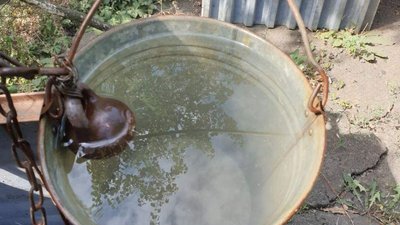 У Долинській місцеві жителі вимагають повернути місту 15,5 мільйонів гривень.