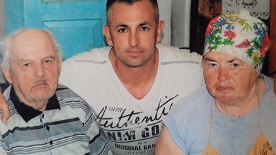 Іван Федоров зі своєю дружиною Майєю та онуком Іваном. Фото з домашнього архіву. Іван Федоров зі своєю дружиною Майєю та онуком Іваном. Фото з домашнього архіву.