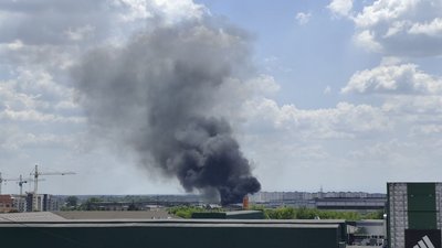 Пожежа, вулиця Коновальця, Івано-Франківськ, дим, сміття