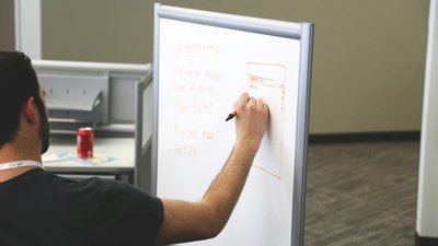 "Втілювати власні ідеї у бізнес-проєкти". У Вінниці стартує стартап-школа