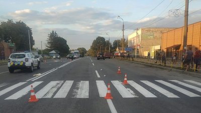 На Вінниччині 20-річний водій на смерть збив жінку На Вінниччині 20-річний водій на смерть збив жінку