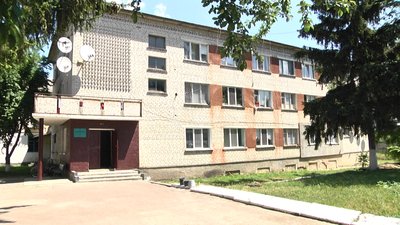 Тимчасове житло: в Андрушівці для переселенців готують кімнати в соціальному гуртожитку Тимчасове житло: в Андрушівці для переселенців готують кімнати в соціальному гуртожитку