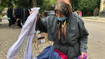 У Франківську розгорнули ринок для людей у скруті
