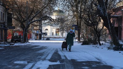 Херсон, обстріли, дистанційне мінування, вулиця