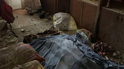 У Херсоні у власній квартирі від обстрілів РФ загинула жінка. Прокуратура розпочала досудове розслідування