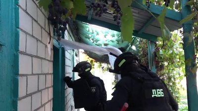 Внутрішня безпека поліції України затримала херсонського злодія-"гастролера" Внутрішня безпека поліції України затримала херсонського злодія-"гастролера"