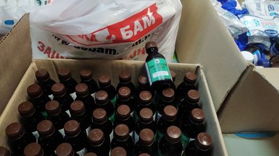 Медикаменти та їжа - волонтери Сум допомагають українським бійцям Медикаменти та їжа - волонтери Сум допомагають українським бійцям