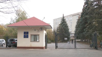 "Для нас це несподіванка": чи готова залізнична лікарня у Харкові приймати COVID-хворих