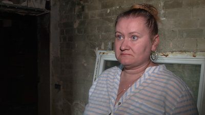 У Чернігові завершують відновлювальні роботи в будинку, в який влучило 30 снарядів