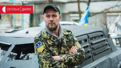 У Дніпрі їздить волонтерський "бандеромобіль" У Дніпрі їздить волонтерський "бандеромобіль"