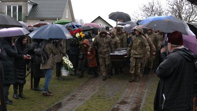 На Львівщині попрощалися з пластуном та бійцем ССО Дмитром Пащуком На Львівщині попрощалися з пластуном та бійцем ССО Дмитром Пащуком