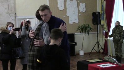 Родині бійця з Сумщини вручили орден Родині бійця з Сумщини вручили орден