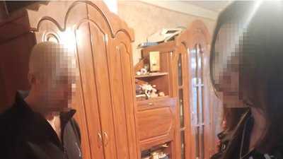 У Житомирі співробітники СБУ викрили двох інтернет-сепаратистів У Житомирі співробітники СБУ викрили двох інтернет-сепаратистів