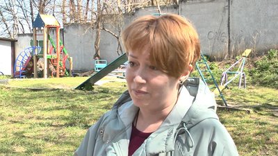 Ми з чоловіком хотіли велику родину, аби не сумно було подорожувати, бо подорожувати великою компанією завжди весело, каже Олена Тертична. Фото: Суспільне. Поділля. Ми з чоловіком хотіли велику родину, аби не сумно було подорожувати, бо подорожувати великою компанією завжди весело, каже Олена Тертична. Фото: Суспільне. Поділля.
