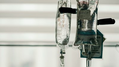 Жителя Кіровоградщини знайшли травмованим біля будівлі військової частини