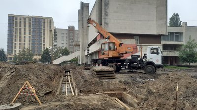 Реконструкція площі перед Палацом урочистих подій у Луцьку: на якому етапі будівництво