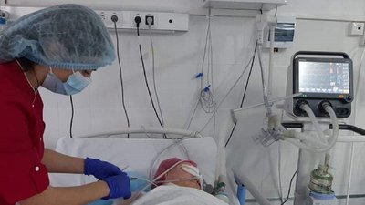 В Івано-Франківській ОКЛ п’яте відділення для хворих на COVID-19 заповнилося за кілька годин В Івано-Франківській ОКЛ п’яте відділення для хворих на COVID-19 заповнилося за кілька годин