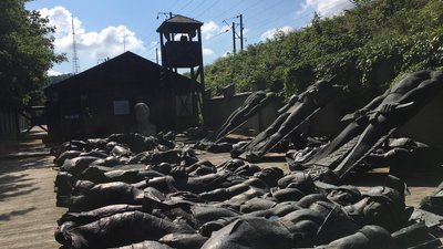 У Львові повністю демонтували горельєфи з Монументу Слави