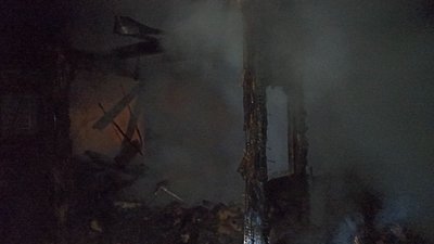Під Харковом сталася пожежа у дачному будинку: власника забрали до лікарні з опіками Під Харковом сталася пожежа у дачному будинку: власника забрали до лікарні з опіками