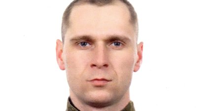 У вінницькому ліцеї вшанували пам'ять загиблих героїв України У вінницькому ліцеї вшанували пам'ять загиблих героїв України