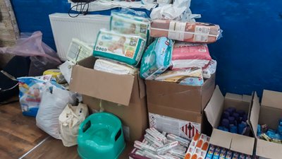 Продукти та речі для переселенців. Як працює кропивницький гуманітарний центр Продукти та речі для переселенців. Як працює кропивницький гуманітарний центр