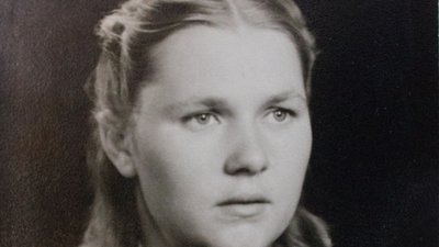 Валентина Камишнікова в молодості Валентина Камишнікова в молодості