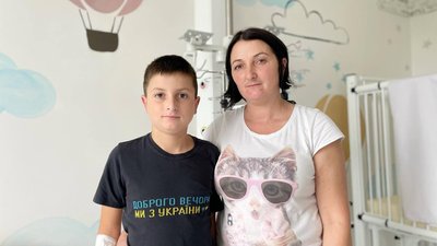 Світлана Воліярчук зі сином Владиславом у львівській лікарні Світлана Воліярчук зі сином Владиславом у львівській лікарні
