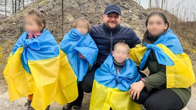 Дітей повернули в Україну