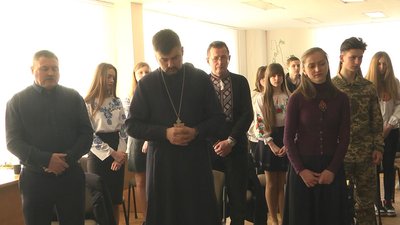 "Згадую його і мені на серці тепліше": спогади рідних про Героїв Небесної Сотні з Волині "Згадую його і мені на серці тепліше": спогади рідних про Героїв Небесної Сотні з Волині