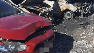 На Дніпропетровщині поліція відкрила справу через пошкодження 10 автівок На Дніпропетровщині поліція відкрила справу через пошкодження 10 автівок