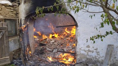 Коротке замикання стало причиною двох пожеж на Миколаївщині Коротке замикання стало причиною двох пожеж на Миколаївщині