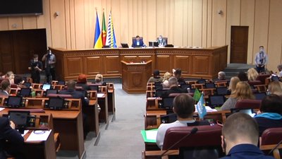 Відтепер депутати Криворізької міськради можуть працювати у закритому режимі