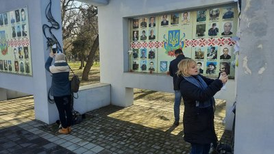 У Херсоні відбулась акція "Ангели пам'яті" У Херсоні відбулась акція "Ангели пам'яті"