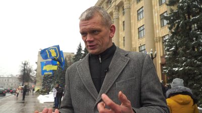 “Нас не мало” — 10 людей пікетували у Харкові проти продажу землі “Нас не мало” — 10 людей пікетували у Харкові проти продажу землі