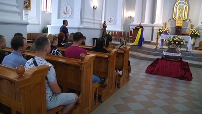 Загинув на Донеччині: у Житомирі попрощалися з 33-річним військовим Максимом Ліщинським Загинув на Донеччині: у Житомирі попрощалися з 33-річним військовим Максимом Ліщинським