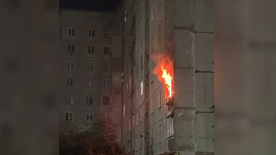 Жінка отруїлася чадним газом, її госпіталізували: у двох квартирах сталися пожежі
