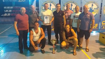 Закарпатські рятувальники здобули "Кубок Незалежності" у змаганнях з гирьового спорту