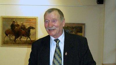 На Сумщини прощалися з письменником Віктором Осадчим