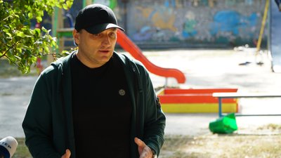 У Дніпрі сім’ї з Бахмута благодійники подарували нову квартиру У Дніпрі сім’ї з Бахмута благодійники подарували нову квартиру