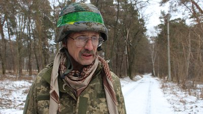"Поки не переможемо, зброї не покладемо": як євромайданівець з Харкова боронить Україну