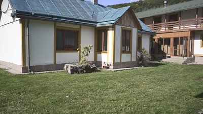 Родина з Тернопільщині вклала зароблені за кордоном гроші в розвиток зеленої садиби Родина з Тернопільщині вклала зароблені за кордоном гроші в розвиток зеленої садиби