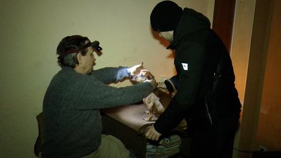 “Під обстріли потрапляли багато разів”. Волонтер розповів як вивозить людей з небезпечних місць Донеччини “Під обстріли потрапляли багато разів”. Волонтер розповів як вивозить людей з небезпечних місць Донеччини
