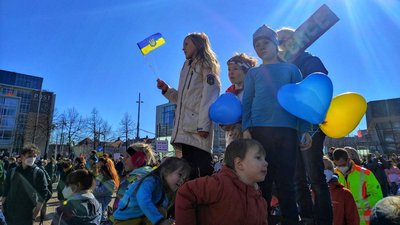 "Ми не хочемо третьої світової": у Лейпцигу вийшли на протест проти війни в Україні