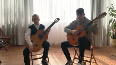 Олександр Моргун і Тарас Боднар, дует гітаристів Олександр Моргун і Тарас Боднар, дует гітаристів