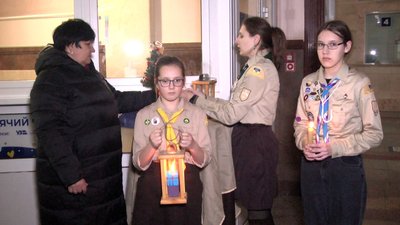 До Вінниці прибув Вифлеємський вогонь миру