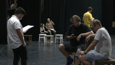 Актори Черкаського драмтеатру готуються до нового сезону Актори Черкаського драмтеатру готуються до нового сезону